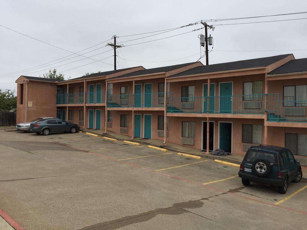 Crown Inn Grand Prairie Exterior foto