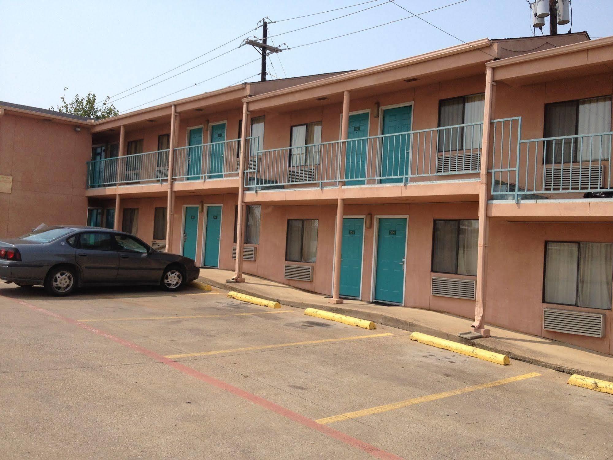Crown Inn Grand Prairie Exterior foto